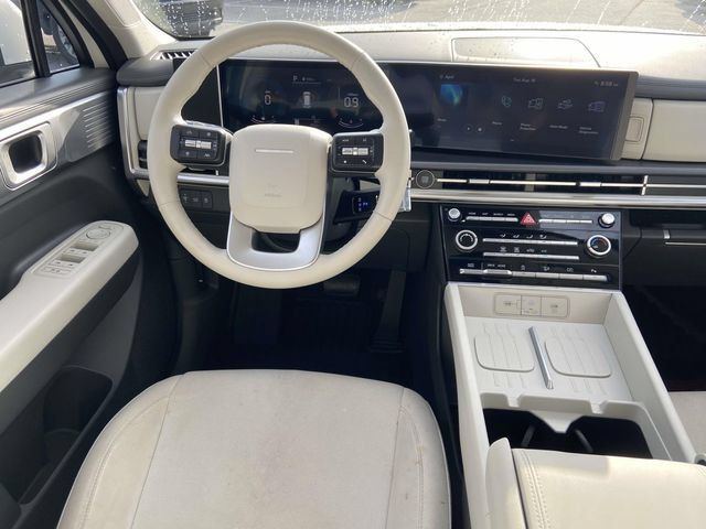 Used 2026 Hyundai Santa Fe SE FWD image 11
