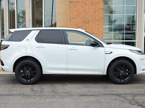 Used 2025 Land Rover Discovery Sport S image 7