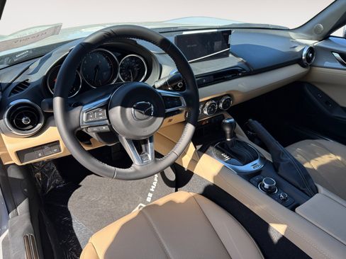 New 2025 MAZDA MX-5 Miata Grand Touring w/ Appearance Package image 15