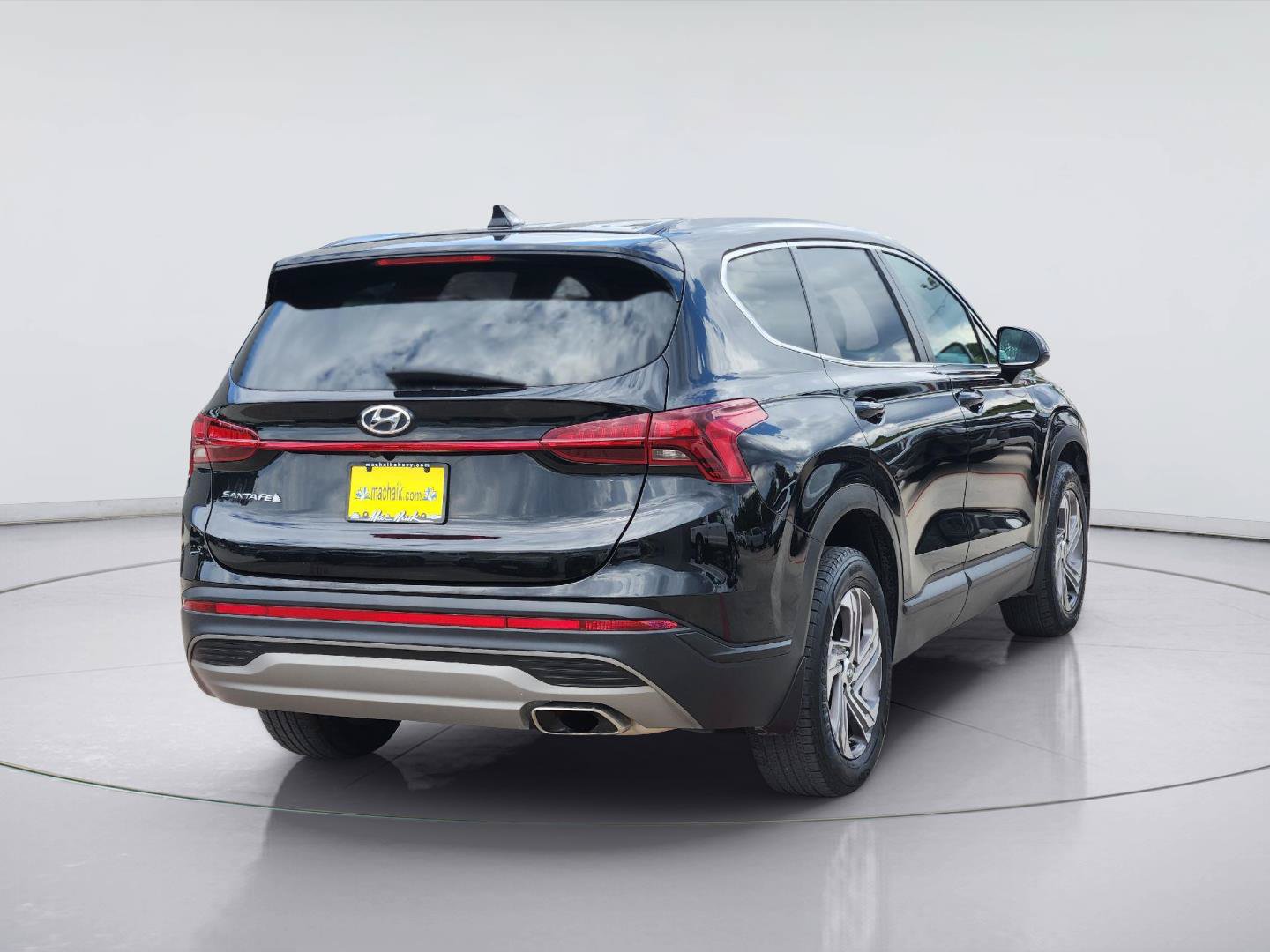 Used 2023 Hyundai Santa Fe SE FWD image 5