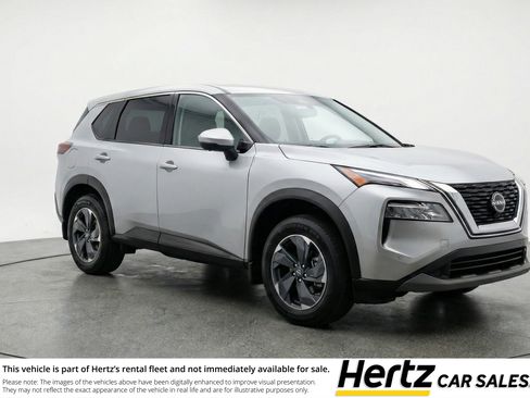 Used 2025 Nissan Rogue SV AWD/4WD image 1