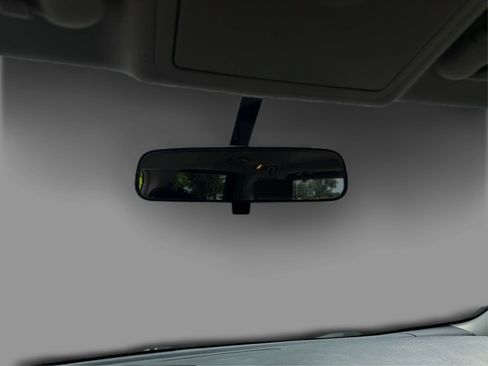 Used 2016 Nissan Quest SV FWD image 19