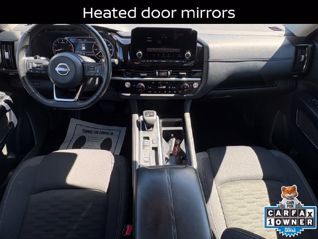 Used 2025 Nissan Pathfinder SV FWD image 22