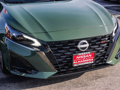 New 2025 Nissan Altima 2.5 SR image 6