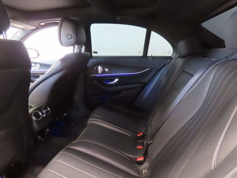 Used 2017 Mercedes-Benz E 300 image 16