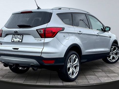 Used 2019 Ford Escape Titanium AWD/4WD image 6