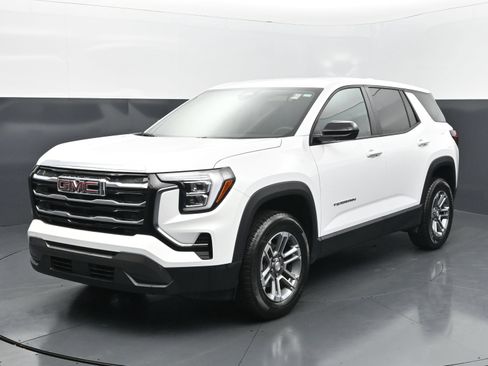 Used 2026 GMC Terrain Elevation FWD image 1