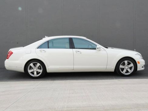 Used 2011 Mercedes-Benz S 550 S550 4-MATIC image 24