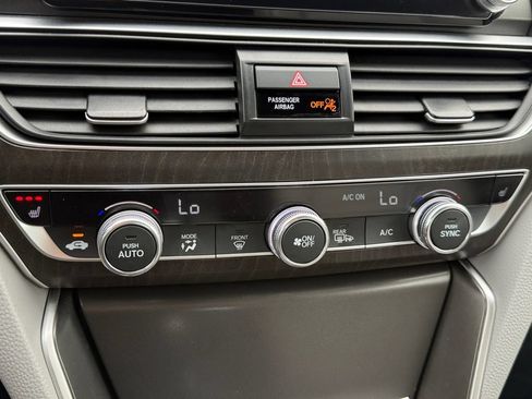 Used 2020 Honda Accord EX-L image 18