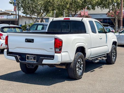 Used 2023 Toyota Tacoma SR RWD image 4