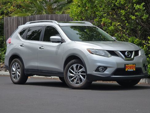 Used 2014 Nissan Rogue SL w/ SL Premium Package AWD/4WD image 2