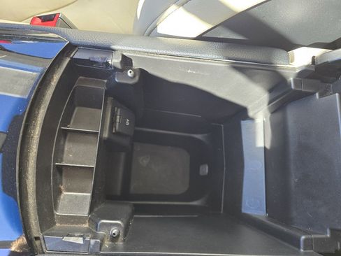 Used 2017 Ford Edge Titanium w/ Technology Package image 35