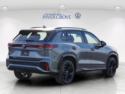 New 2026 Volkswagen Tiguan SE R-Line