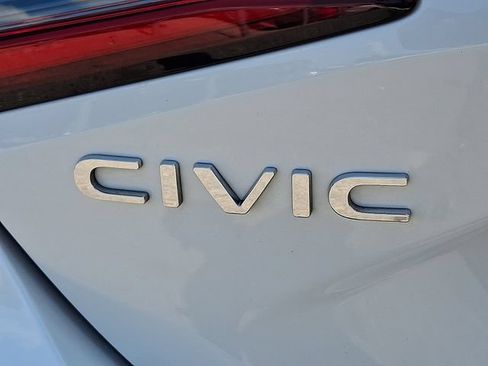 Certified 2023 Honda Civic Sport Touring image 31