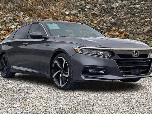 Used 2019 Honda Accord Sport image 10
