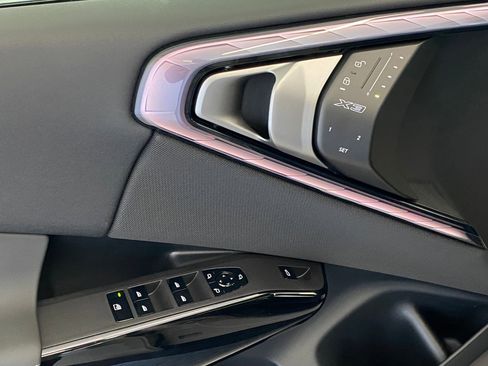 New 2026 BMW X3 xDrive30 w/ Convenience Package image 23