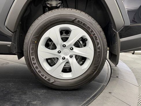 Certified 2025 Toyota RAV4 LE FWD image 16