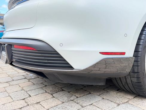 Used 2020 Porsche Taycan Turbo S image 15