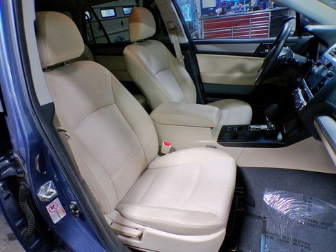 Used 2016 Subaru Outback 2.5i Premium image 15