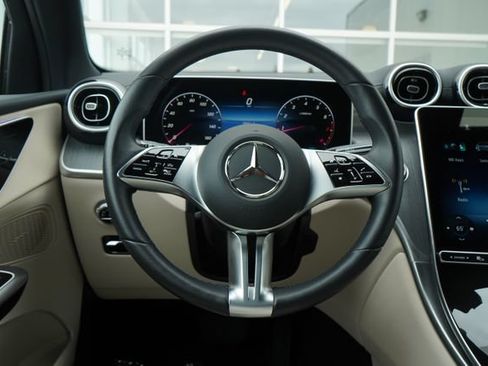 Certified 2024 Mercedes-Benz GLC 300 image 18