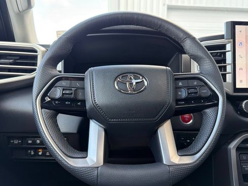 Used 2024 Toyota Sequoia SR5 w/ SR5 Premium Package AWD/4WD image 23