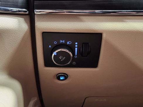 Used 2022 Jeep Grand Cherokee Limited RWD image 41
