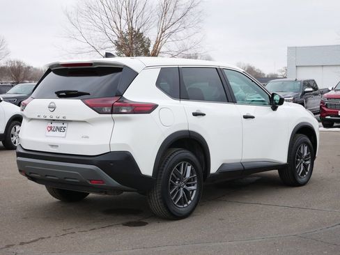 Used 2023 Nissan Rogue S image 7