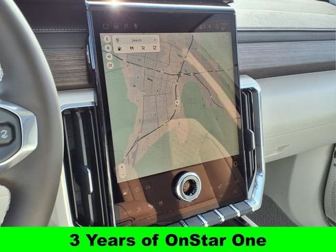 New 2026 GMC Acadia Denali w/ Super Cruise Package image 8