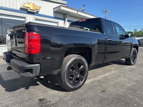 Used 2017 Chevrolet Silverado 1500 W/T w/ Black Out Edition RWD image 7