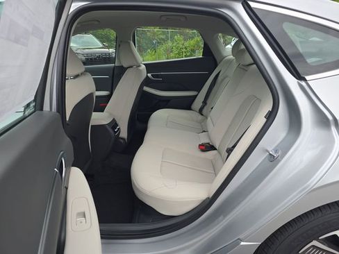 New 2025 Hyundai Sonata SEL FWD image 21