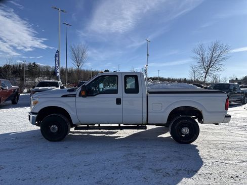 Used 2015 Ford F250 XL w/ Power Equipment Group AWD/4WD image 9