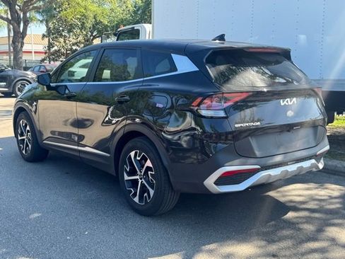 Certified 2025 Kia Sportage EX image 4