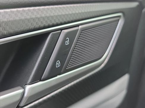 New 2026 Volkswagen Atlas Peak Edition AWD/4WD image 6