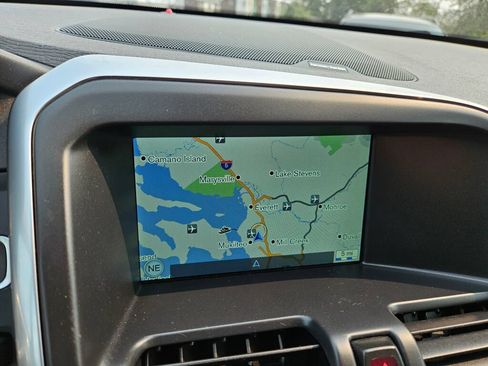 Used 2016 Volvo XC60 T5 Platinum AWD/4WD image 28