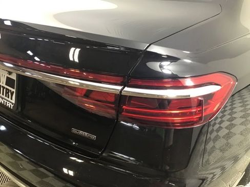 Used 2019 Audi A8 L 3.0T w/ Luxury Package image 25