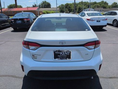Certified 2025 Toyota Corolla LE FWD image 6
