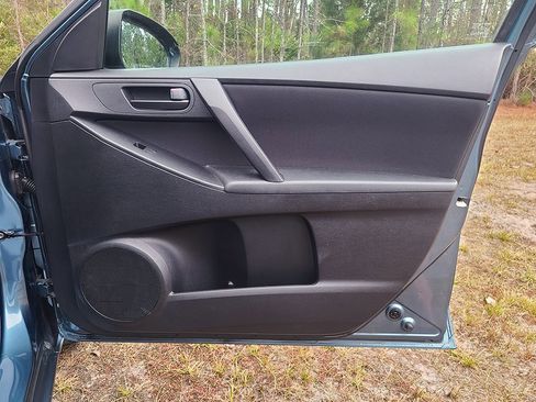 Used 2010 MAZDA MAZDA3 i Sport image 27