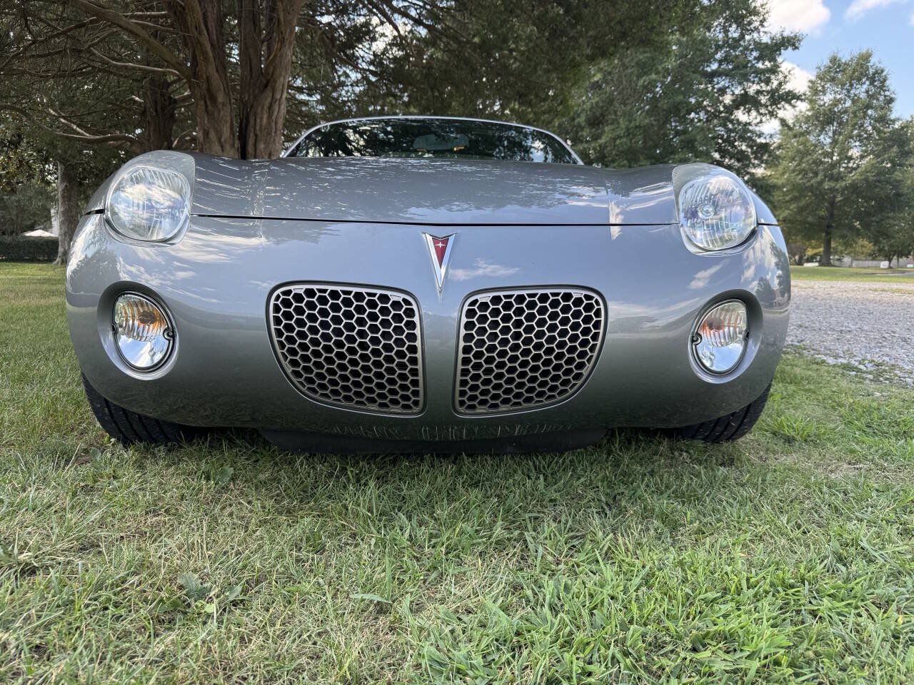 Used 2006 Pontiac Solstice Convertible w/ Power Package RWD image 3