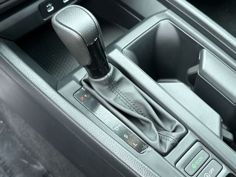 Used 2025 Honda Accord SE image 21