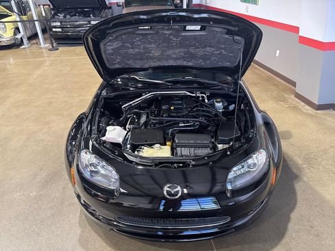 Used 2008 MAZDA MX-5 Miata Grand Touring w/ Premium Pkg RWD image 84