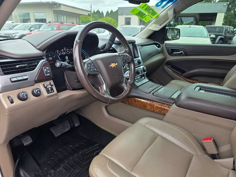 Used 2018 Chevrolet Tahoe Premier AWD/4WD image 11