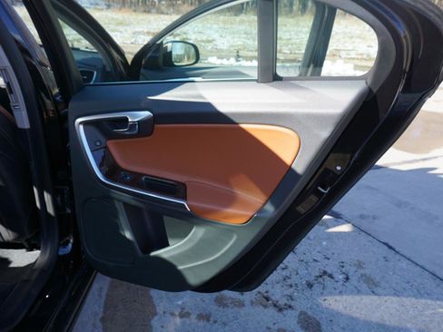 Used 2014 Volvo S60 T5 image 31