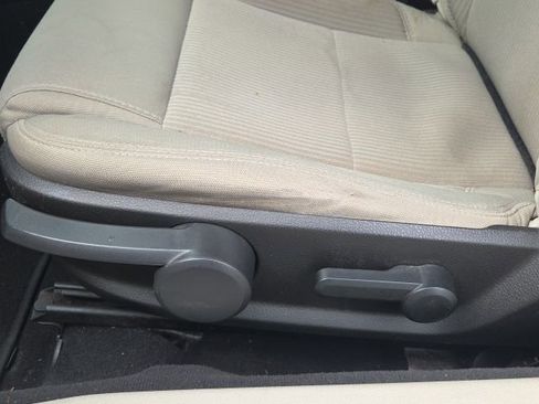 Used 2010 Ford Mustang Premium image 20