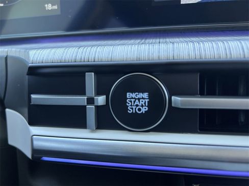 New 2025 Hyundai Santa Fe Calligraphy image 31