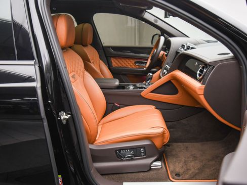 Certified 2022 Bentley Bentayga image 49