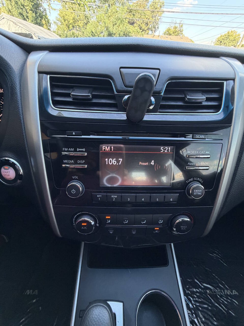 Used 2015 Nissan Altima 2.5 S w/ Sport Value Package FWD image 18