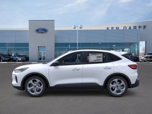 New 2026 Ford Escape ST-Line w/ Tech Pack #1 AWD/4WD image 3