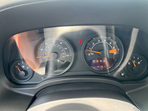 Used 2014 Jeep Patriot Latitude AWD/4WD image 33