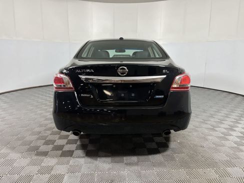 Used 2013 Nissan Altima 2.5 SL w/ Technology Pkg FWD image 7