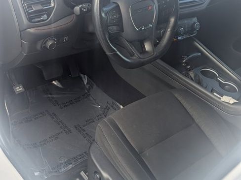 Used 2023 Dodge Durango GT image 9